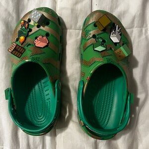 Minecraft Junior Crocs, New Condition